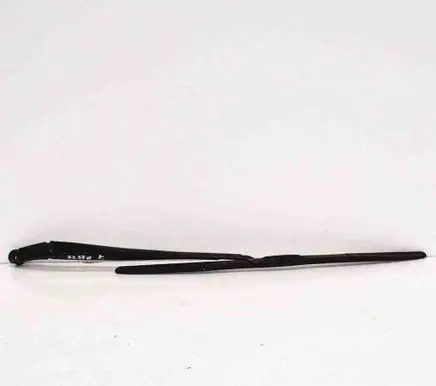 Toyota Auris E180 Windshield/front glass wiper blade 10R823