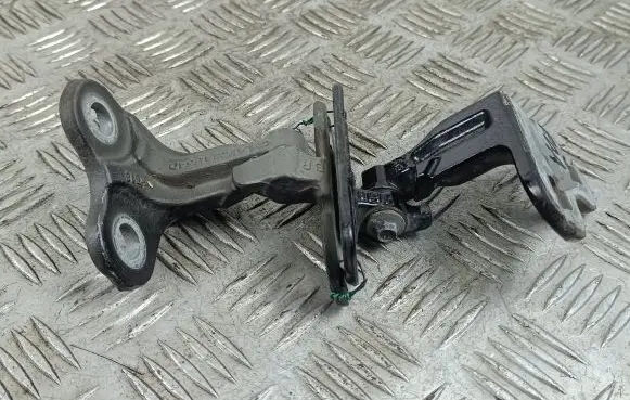 Front door hinge set