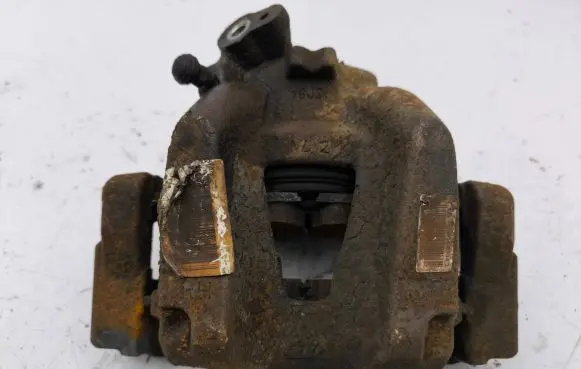 Front brake caliper