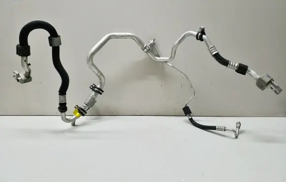 Maserati Ghibli Air conditioning (A/C) pipe/hose 670004945 670030074 68156982AA