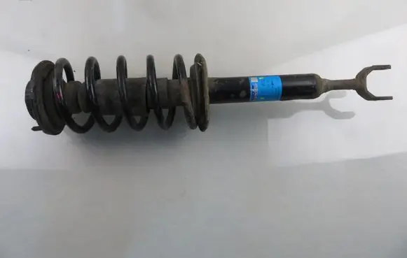 Front shock absorber with coil spring