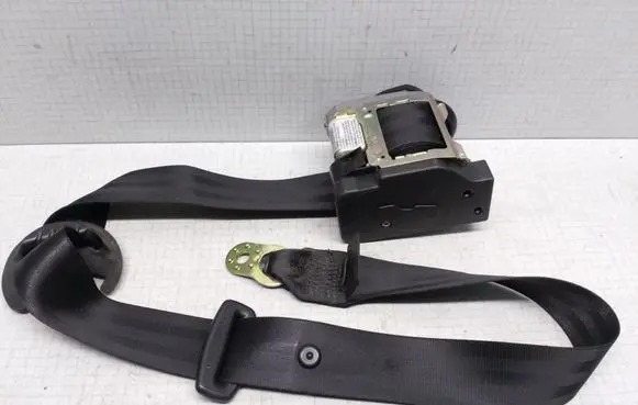 Volkswagen PASSAT B5.5 Front seatbelt 3B1857706D 3B0857732 561080101