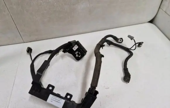 Hyundai Tucson TL Positive cable (battery) 91850-D7111