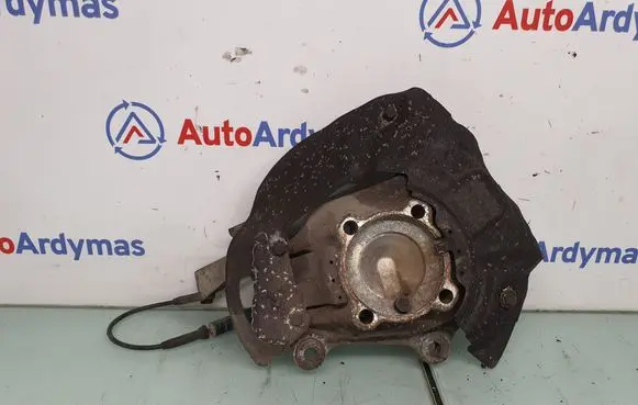 BMW 5 E39 Front wheel hub spindle knuckle 1092854 31211092854