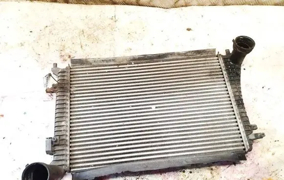 Volkswagen PASSAT B6 Intercooler radiator 3c0145803e f8641