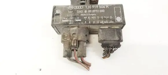 Volkswagen Golf IV Coolant fan relay 1J0919506K 898972000
