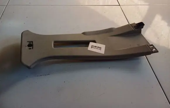 Ford S-MAX (B) pillar trim (top) 6M21R24582AKW