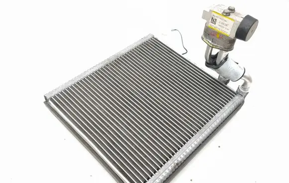 Hyundai Tucson IV NX4 Air conditioning (A/C) radiator (interior) 97775N7211