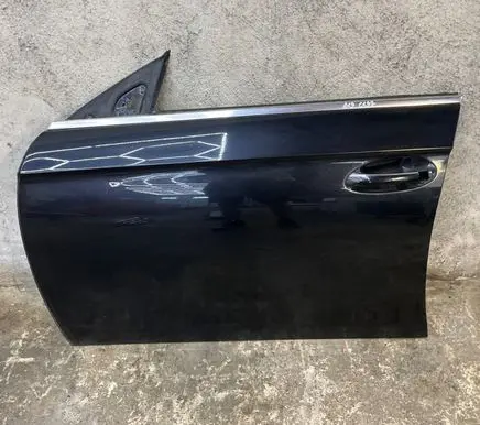 Mercedes-Benz CLS C219 Front door