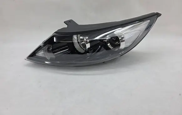KIA Sportage Headlight/headlamp 92101-3WXXX