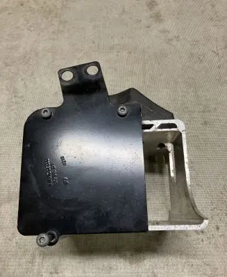 Battery bracket