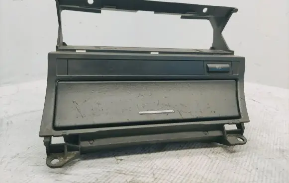 Car ashtray