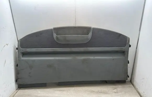 Parcel shelf