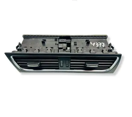 Audi A5 8T 8F Dash center air vent grill 8T1820951B