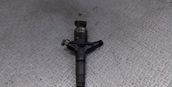 Subaru Forester SH Fuel injector 16613AA030