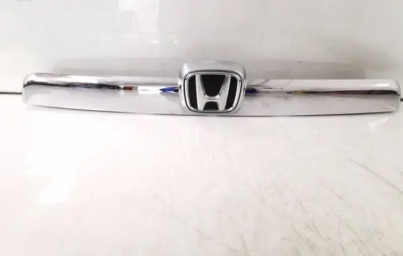 Honda CR-V Tailgate trim 74890SWWE112M1