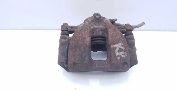 Honda CR-V Front brake caliper