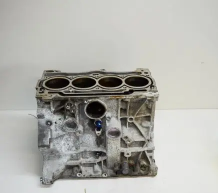 Volkswagen Jetta VII Engine block DGX 04E103023CB