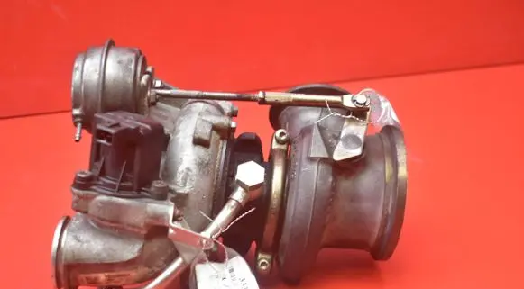 BMW 7 F01 F02 F03 F04 Turbo system vacuum part 757698504