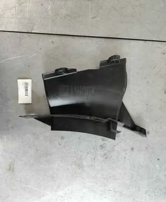 Audi A5 Intercooler air guide/duct channel 8w6121764d