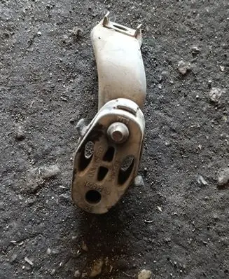 BMW 5 GT F07 Muffler mount bracket/holder 1830850997801 18308509978 8509978