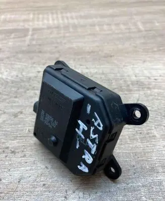 Opel Astra H Air flap motor/actuator 52497183