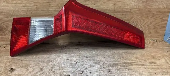 Volvo V70 Tailgate rear/tail lights 164397