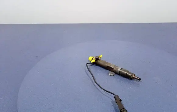 Volvo S80 Fuel injector 074130203A