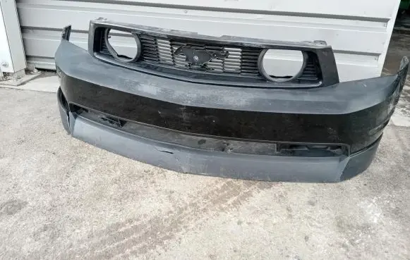 Ford Mustang V Front bumper