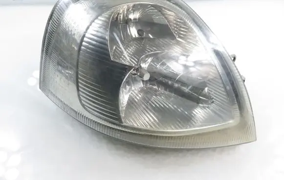 Renault Master II Headlight/headlamp 8200163518