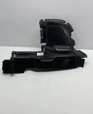 Volvo V60 Intercooler air channel guide 30796467 M0N7A
