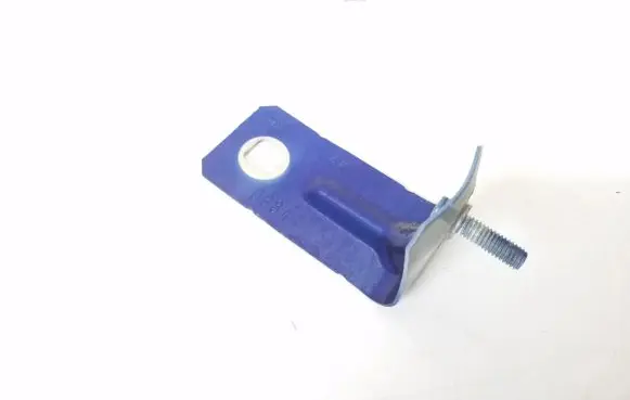 Maserati Ghibli Fender mounting bracket