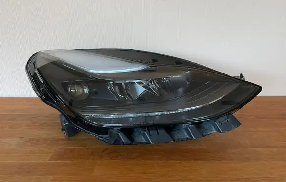 Tesla Model 3 Headlight/headlamp 151495300D