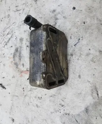 Audi A8 S8 D4 4H Engine oil radiator 059117021R