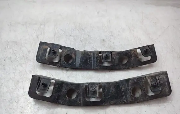 Mazda CX-5 Front bumper mounting bracket KD4550163
