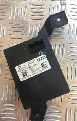 Audi A6 S6 C6 4F Antenna control unit 4f0910335