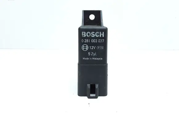 Volvo V70 Glow plug pre-heat relay 30751798 0281003037
