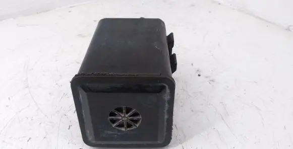 Mitsubishi Grandis Active carbon filter fuel vapour canister 