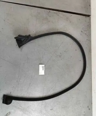 Jaguar XE Rubber seal front door window/glass T4N3109