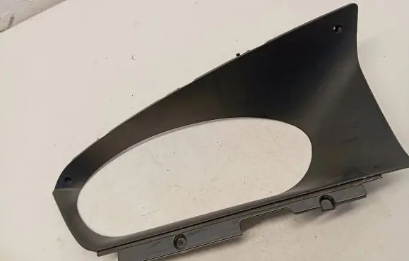 Iveco Daily 35.8 - 9 Dashboard trim 3802538