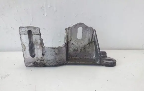 Ford Galaxy Engine mounting bracket YM216030AA