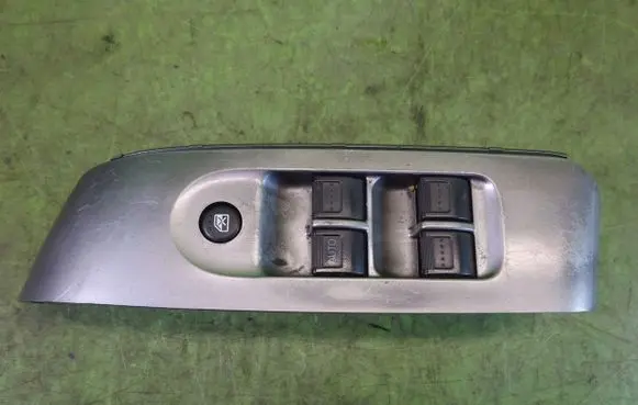 Honda City Quarter vent window switch M21696