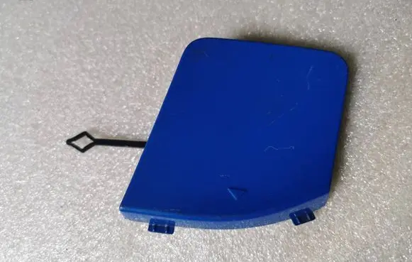 Rear bumper row hook cap/cover