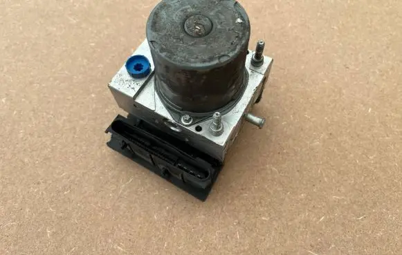 Smart ForTwo II ABS Pump A4514203075 ZGS001