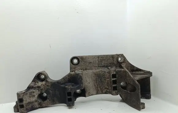 Volkswagen Golf IV Engine mounting bracket 06A903143P