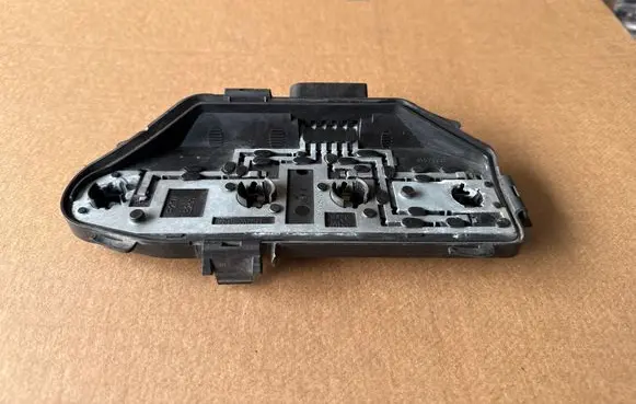 Volkswagen Transporter - Caravelle T5 Tail light bulb cover holder 7H0945257A 157993