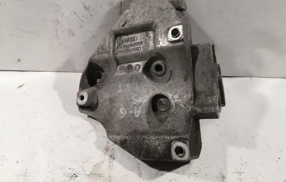 Audi A6 S6 C5 4B A/C compressor mount bracket 06B260885D