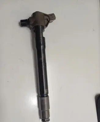 Mazda CX-5 Fuel injector SH0113H50
