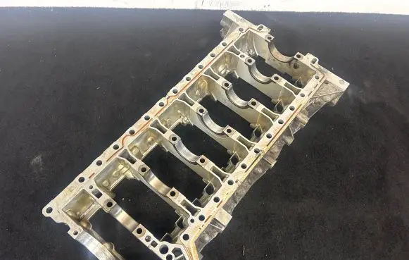 BMW 5 F10 F11 Oil sump 7585986