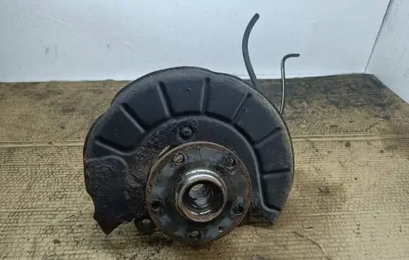 Skoda Yeti (5L) Front wheel hub